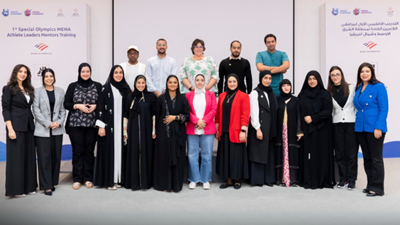 Athlete leaders and mentors group photo in Abu Dhabi