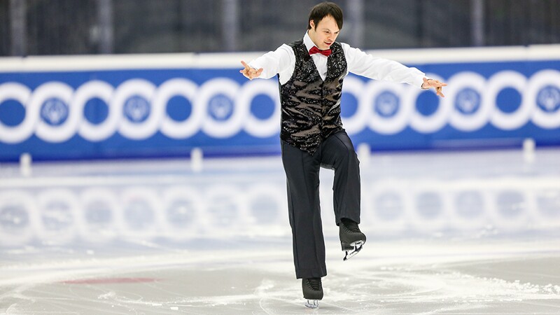 Jonathan Clutterbuck ice skating.