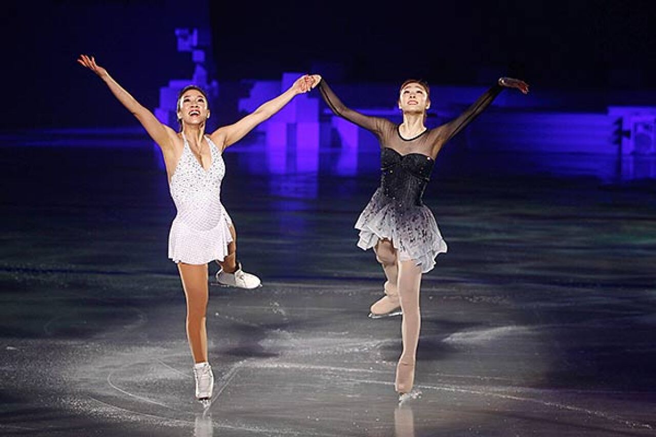 600x400-Skaters-at-Closing-Ceremony.jpg