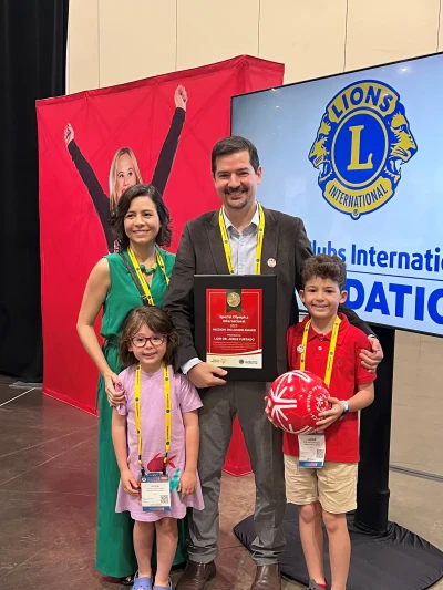 El Dr. João Furtado recibe el Premio Misión Inclusión por su labor en Salud Visual inclusiva