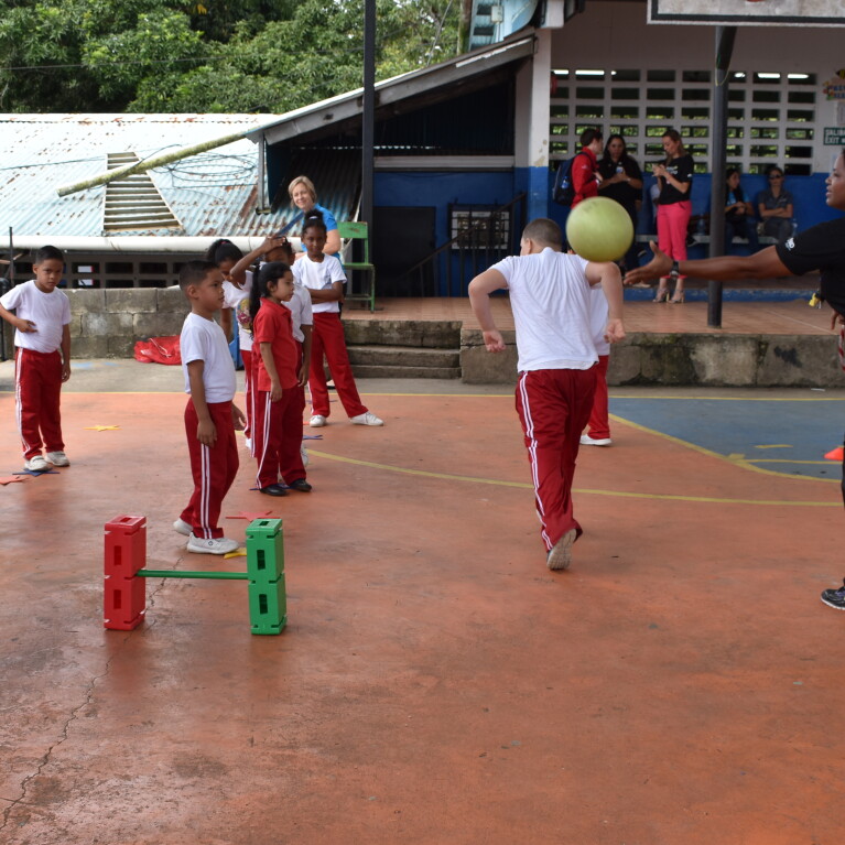 Juventud y Escuelas