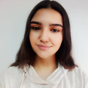 Arianna; Youth Leader