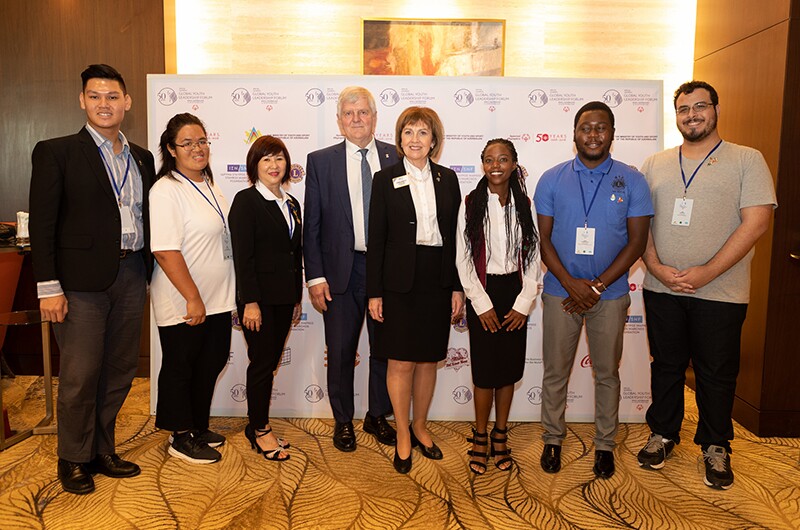 Leo participants at the Special Olympics Global Youth Leadership Forum in Baku meet International President of Lions Clubs International Gudrun Yngvadottir.