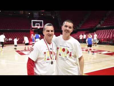 Coach Mark Turgeon