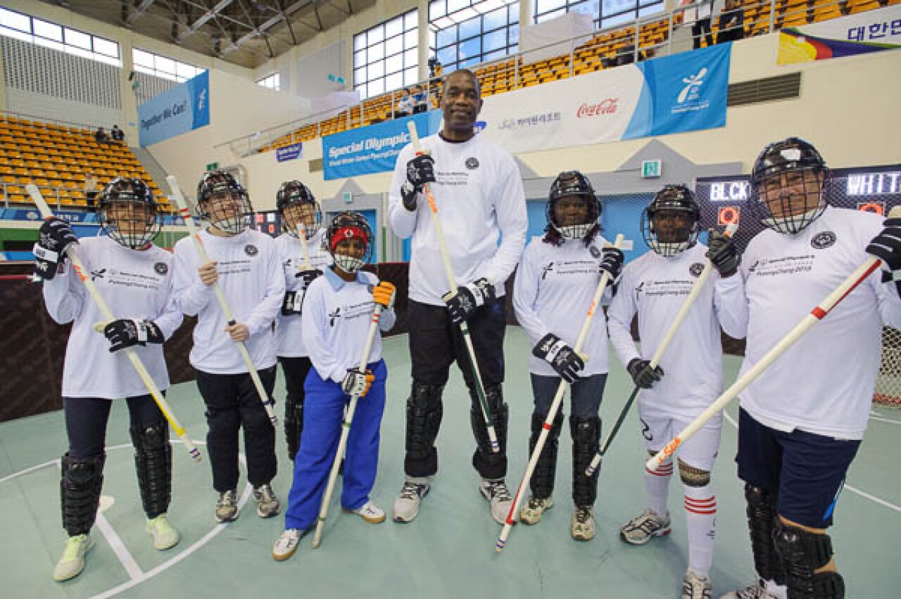 600x400-USE-floor-hockey.jpg