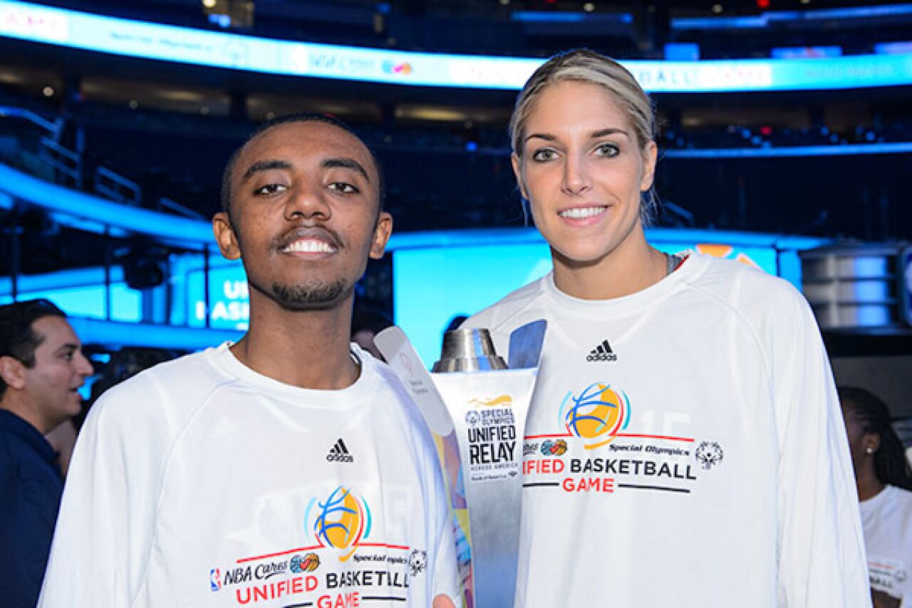 600x400-Elene-and-Abel-Mehari-of-Minnesota-NBA-All-Star-2015-3178.jpg