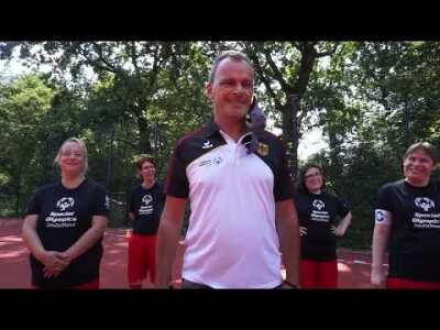 Faces Of Football - Dribbling (Level 2)