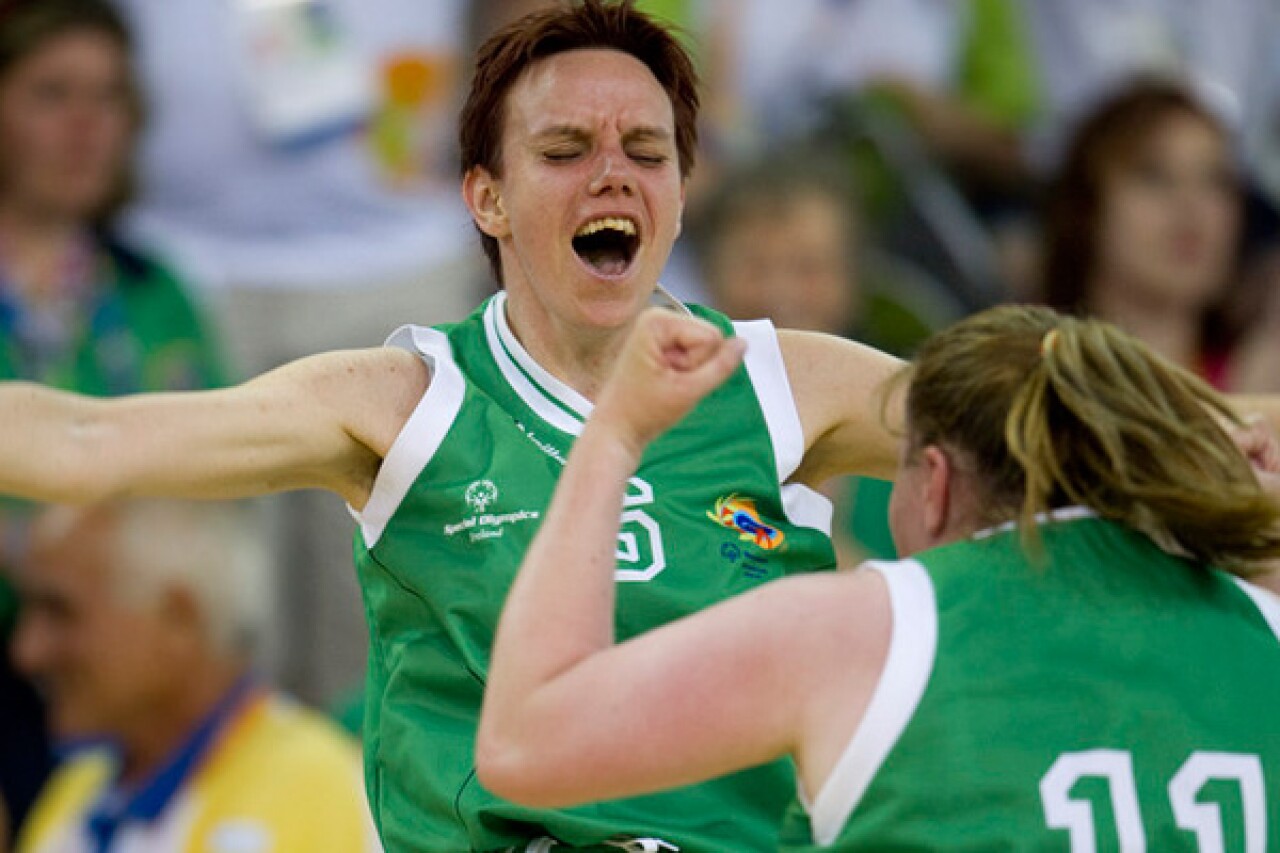 IrishFemaleTeam_Excitement-600px.jpg