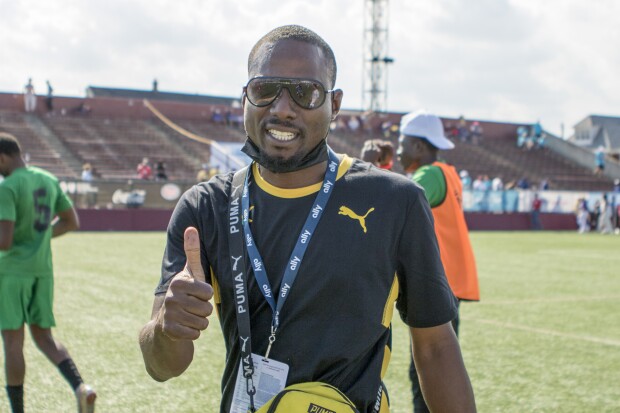 Coach giving a thumbs up.