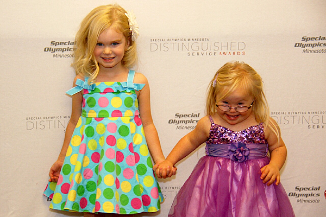 600x400-Unified-Sports-6-Violet-and-Anja.jpg
