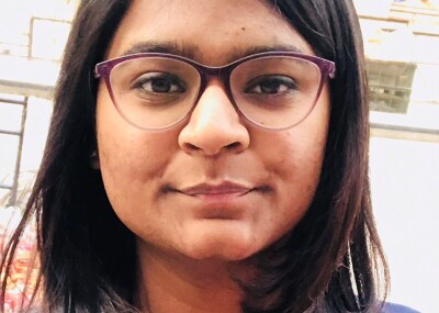 Aakriti selfie